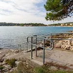 Zeljka Apartman Póla